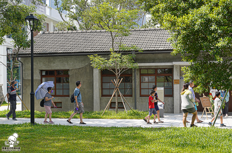 台塑王氏昆仲公園 美食 甜點 市集 商店 文創 高雄景點 高雄旅遊 王永慶、王永在