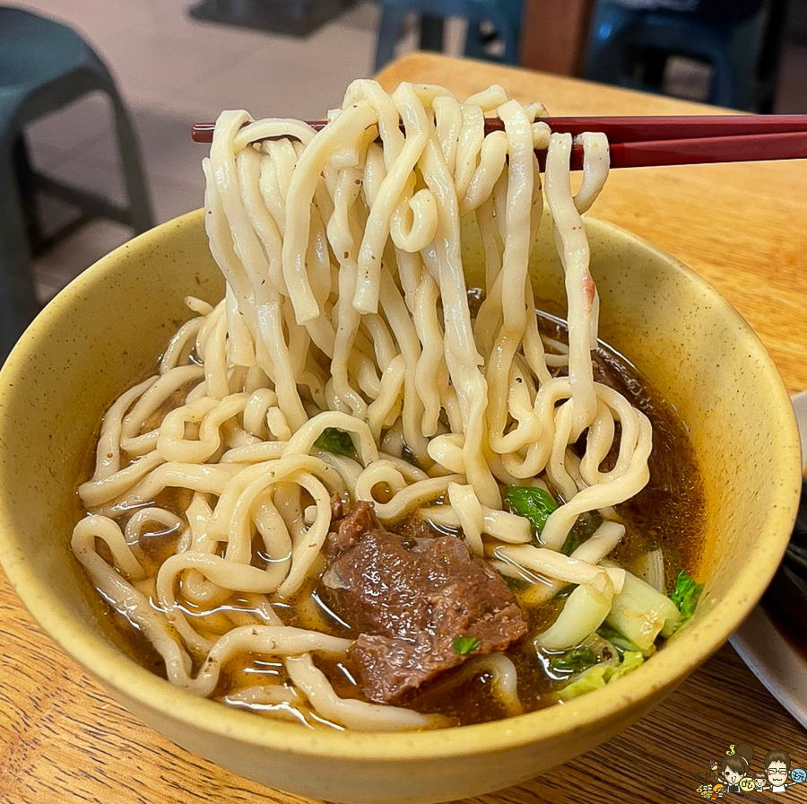 原香牛肉麵 牛肉拉麵 學區美食 免費加麵 麵食 牛肉 高雄美食