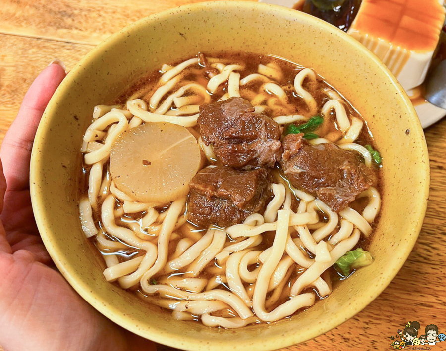 原香牛肉麵 牛肉拉麵 學區美食 免費加麵 麵食 牛肉 高雄美食