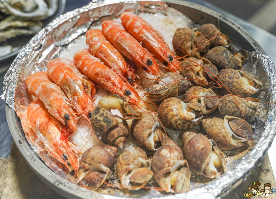 青年夜市 夜市美食 好吃 推薦 海公公大排檔 大排檔 海鮮 青蚵 火烤魚 烤魚 烤海鮮 平價海鮮