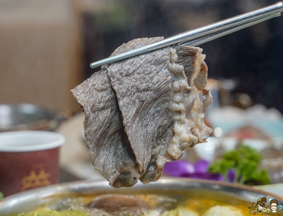 鍋物 火鍋 美術館 美食 餐廳 吃到飽 自助吧 肉肉盤 肉瀑布 嗑肉石鍋 美術店