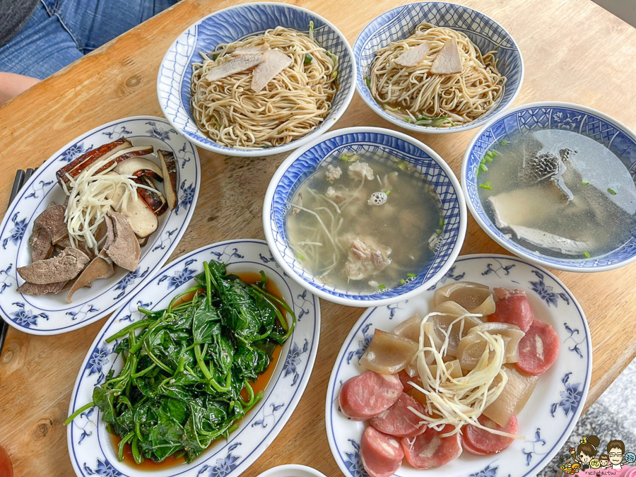 松 麻醬麵 陽春麵 麵食 樸實 美食 推薦 必吃 好吃 黑白切 滷味 