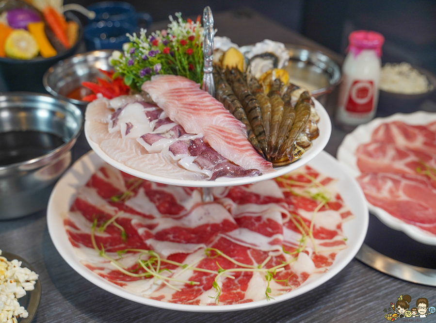 老山西鍋物 楠梓美食 火鍋 高雄火鍋 聚餐 楠梓家樂福旁 消夜 好吃 推薦 獨門