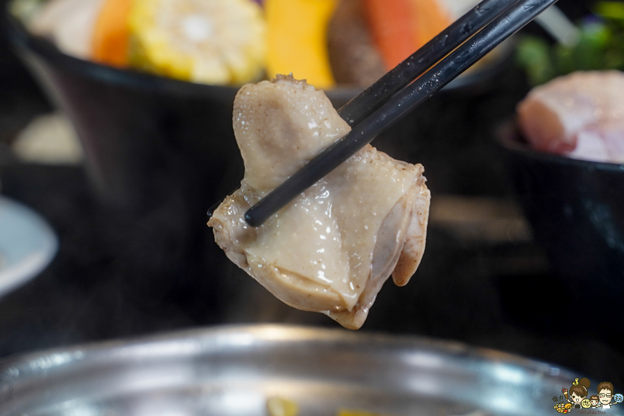 老山西鍋物 楠梓美食 火鍋 高雄火鍋 聚餐 楠梓家樂福旁 消夜 好吃 推薦 獨門