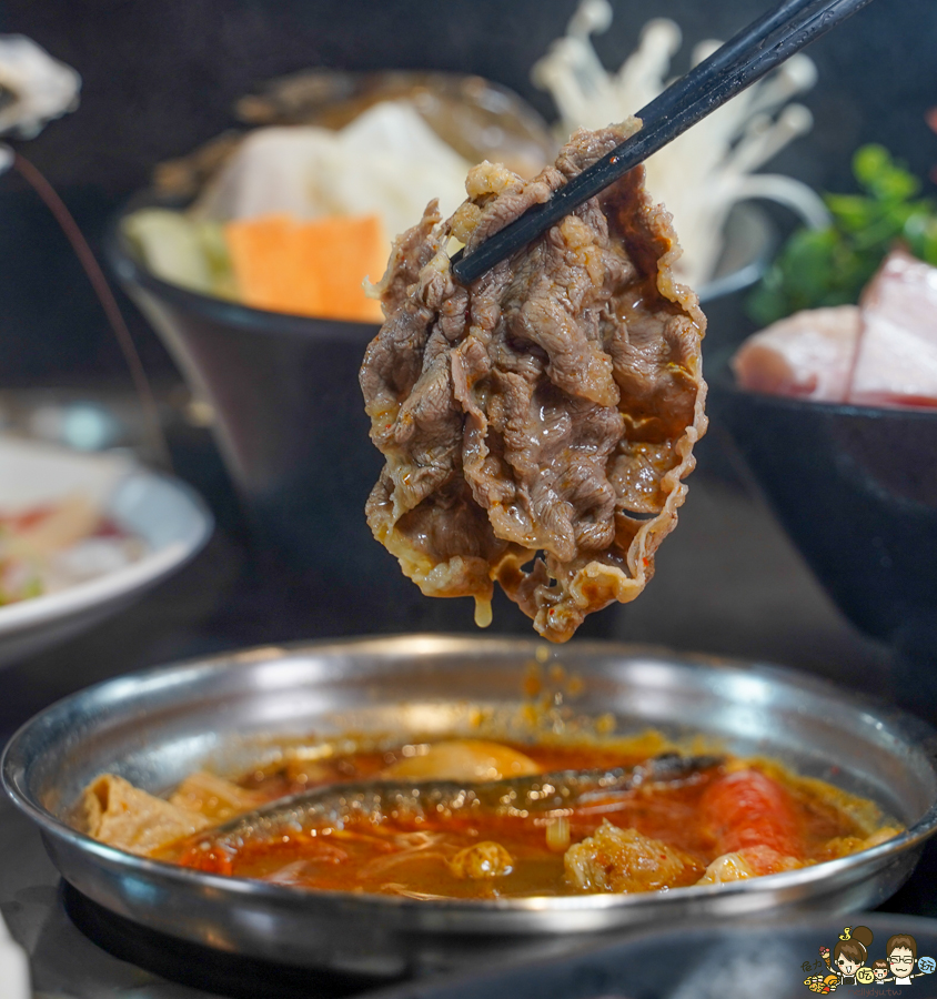 老山西鍋物 楠梓美食 火鍋 高雄火鍋 聚餐 楠梓家樂福旁 消夜 好吃 推薦 獨門