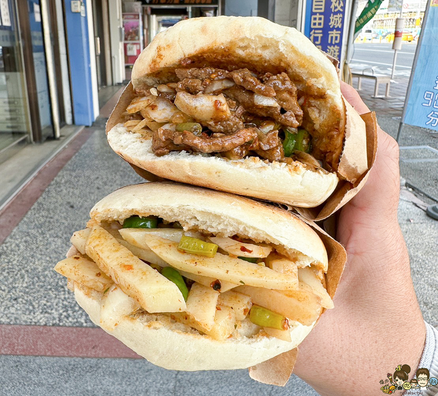 風雲肉夾饃專賣店肉夾饃 高雄肉夾饃 在地 正宗 手工麵皮 火車站美食