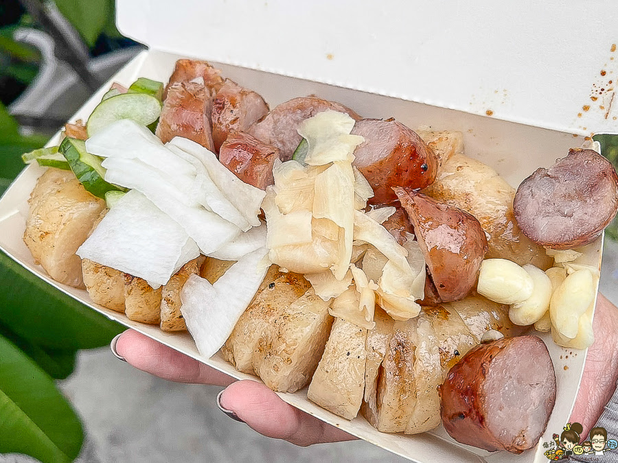 大連街美食 熱河美食 香腸大腸 烤香腸 高雄香腸 高雄下午茶 台式 小吃