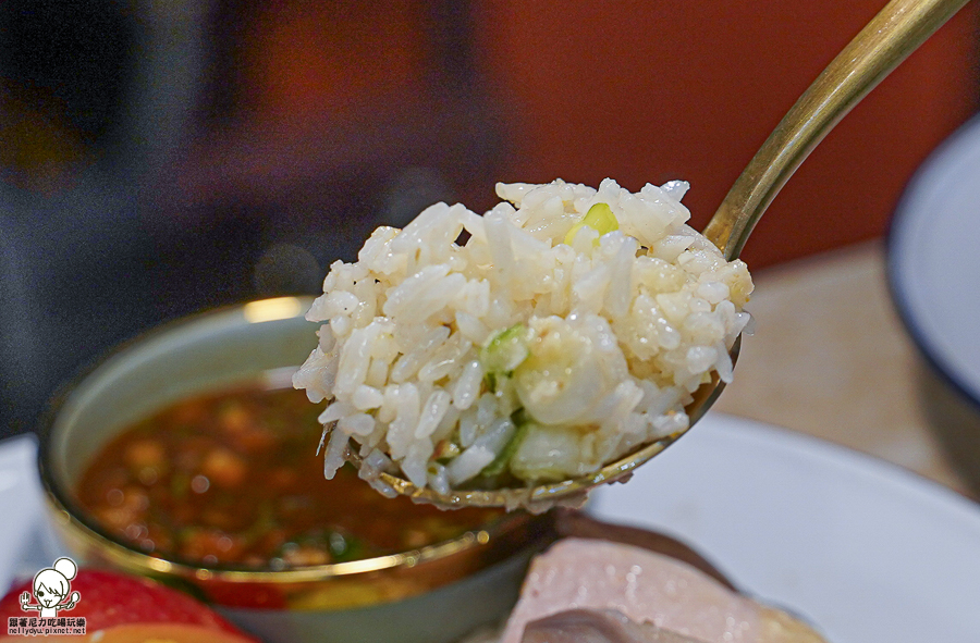 龍華市場 美食 泰式 泰國料理 家常菜 檸檬葉泰國家常料理 泰式奶茶 奶茶 必吃 