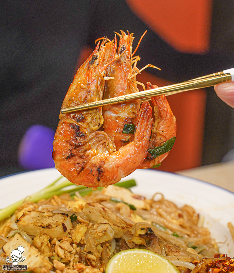 龍華市場 美食 泰式 泰國料理 家常菜 檸檬葉泰國家常料理 泰式奶茶 奶茶 必吃 