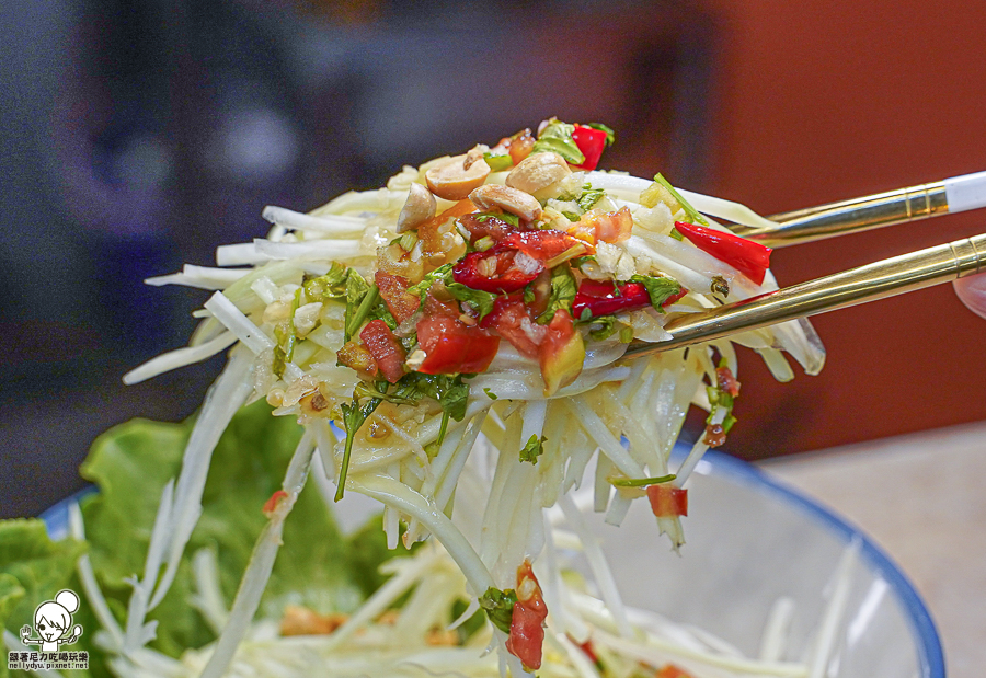 龍華市場 美食 泰式 泰國料理 家常菜 檸檬葉泰國家常料理 泰式奶茶 奶茶 必吃 