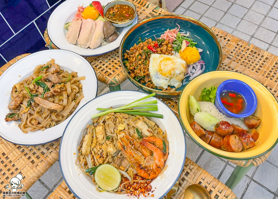 龍華市場 美食 泰式 泰國料理 家常菜 檸檬葉泰國家常料理 泰式奶茶 奶茶 必吃 