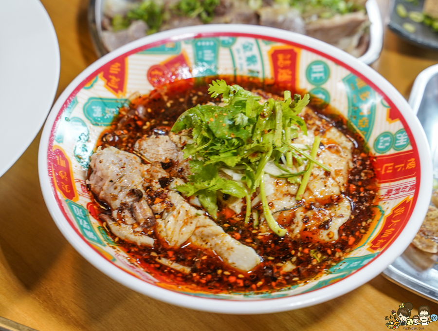 魚老鐵烤魚 屏東勝利星村 麻辣烤魚 小龍蝦 川味 正宗 香麻 夠味 聚餐 美食 屏東必吃 