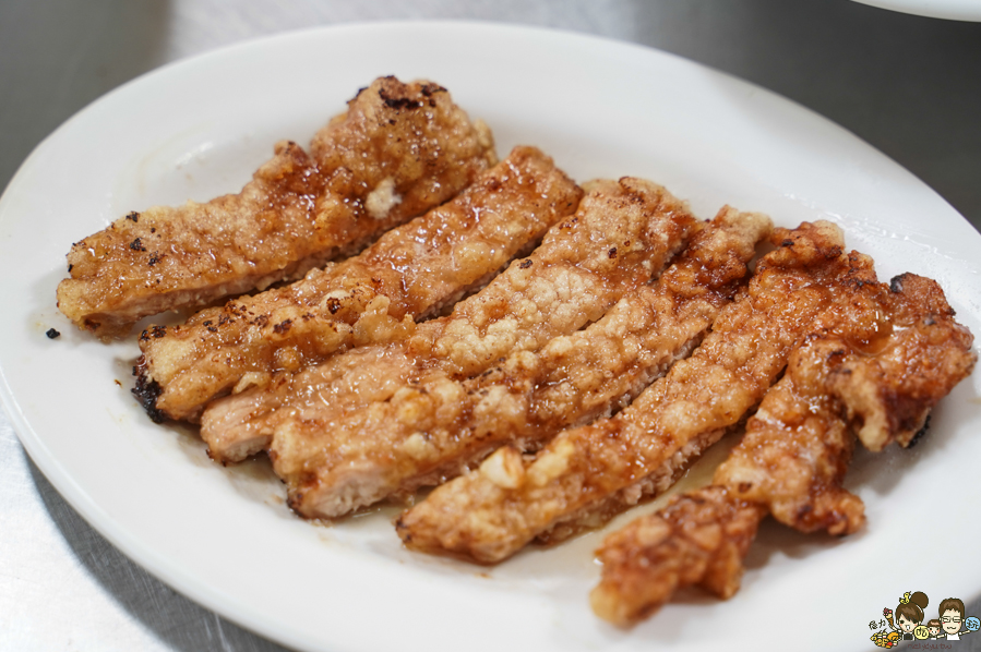 鄧記牛肉麵 手工麵 炸醬麵 榨菜 炒飯 巷弄 高雄 老店 老字號 傳承 好吃 推薦 必吃 限量 限定 炸醬餛飩