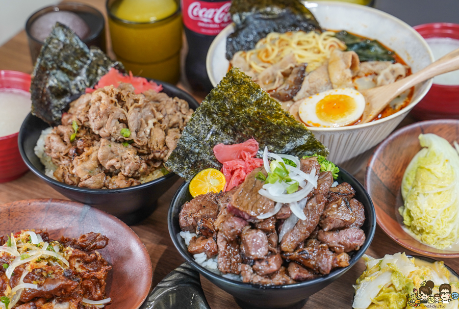 鳳山美食 必吃 好吃 肉肉 肉肉山 牛丁次郎坊 丼飯 拉麵 日式 晚餐宵夜