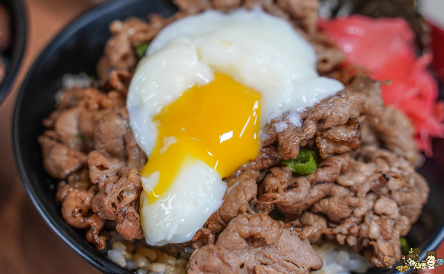 鳳山美食 必吃 好吃 肉肉 肉肉山 牛丁次郎坊 丼飯 拉麵 日式 晚餐宵夜