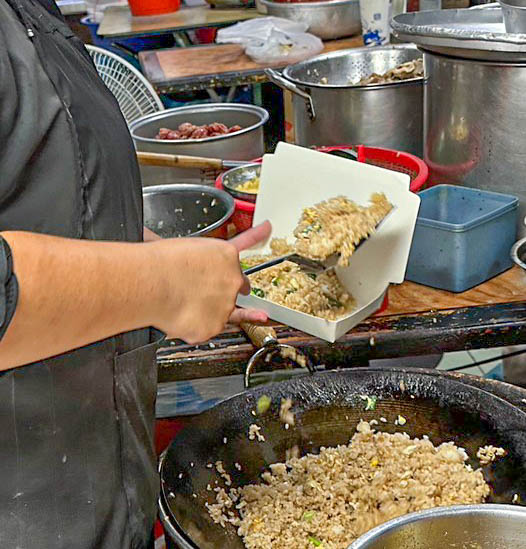 楠梓美食 楠梓炒飯 無名炒飯 澎派 大份量 便宜好吃 市場美食 穩藏版 