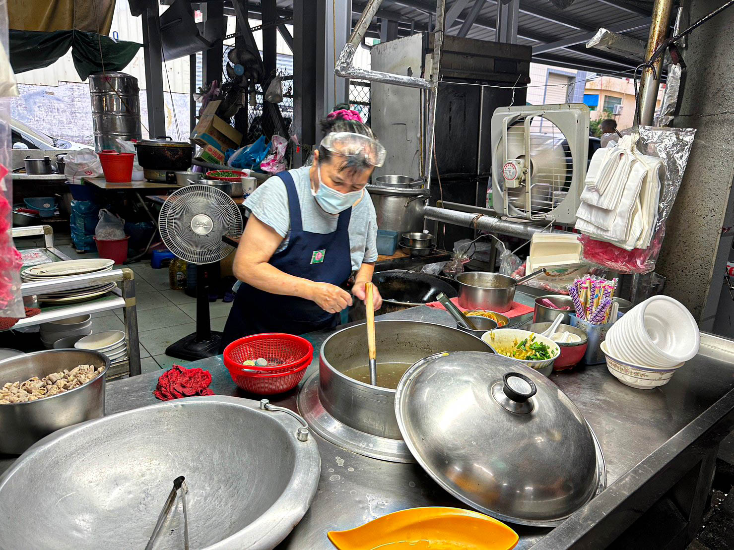 楠梓美食 楠梓炒飯 無名炒飯 澎派 大份量 便宜好吃 市場美食 穩藏版 