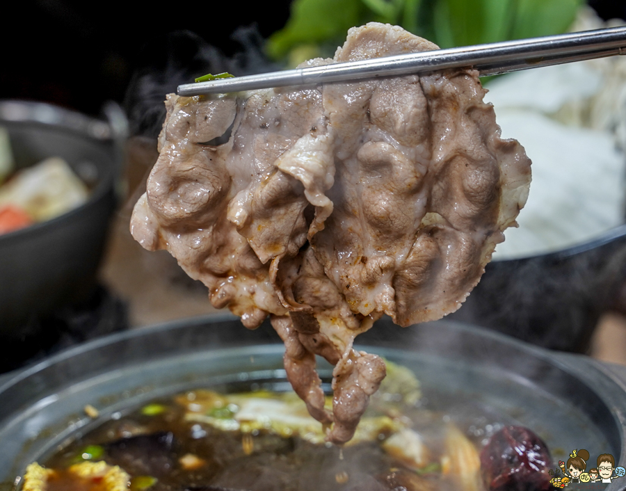  姜一鼎個人獨享鍋 麻辣 鍋物 火鍋 個人鍋 聚餐 家庭聚會 大肉盤 壽星