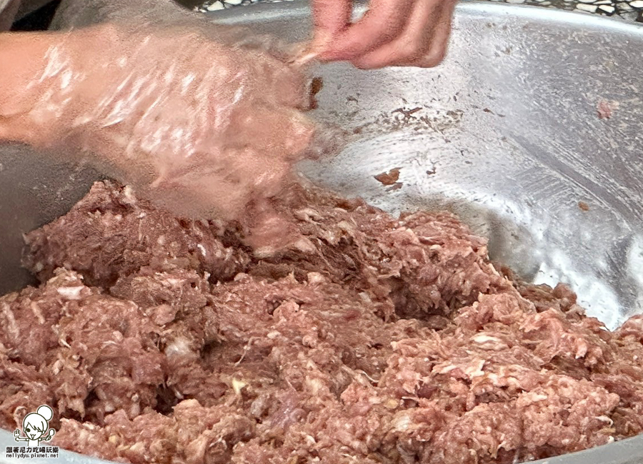 阿婆肉圓 麵線糊 麵線羹 巷弄 老字號 高雄肉丸 蒸肉圓 老店 必吃 小吃