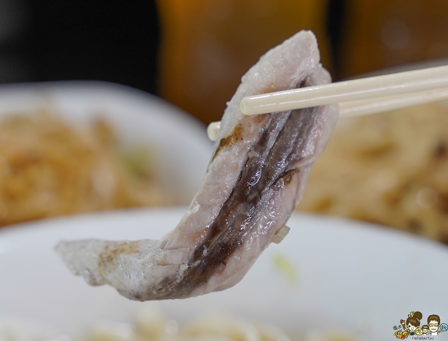 謦豐麵食館 高雄美食 在地美食 牛肉麵 豬肉麵 前鎮 老店 水餃 麵食 小菜 