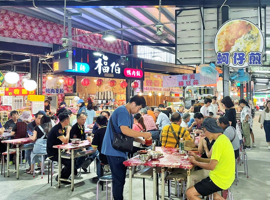 福伯鴨肉飯 海鮮飯 海鮮麵 新鮮 在地 特色 限量蚵仔飯 車城福安宮 美食 推薦 必吃 屏東美食 