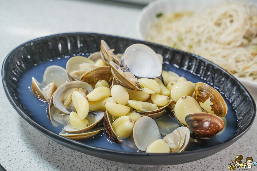 天美土雞城 奇美 十鼓 台南美食 土桶機 豆乳雞 麻油米糕 雞湯 好吃 聚餐 聚會 包廂 包場 團體 好停車 交流道旁 台南必吃