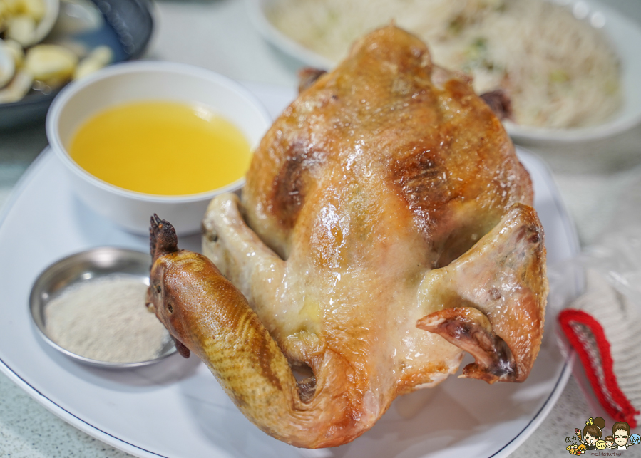 天美土雞城 奇美 十鼓 台南美食 土桶機 豆乳雞 麻油米糕 雞湯 好吃 聚餐 聚會 包廂 包場 團體 好停車 交流道旁 台南必吃