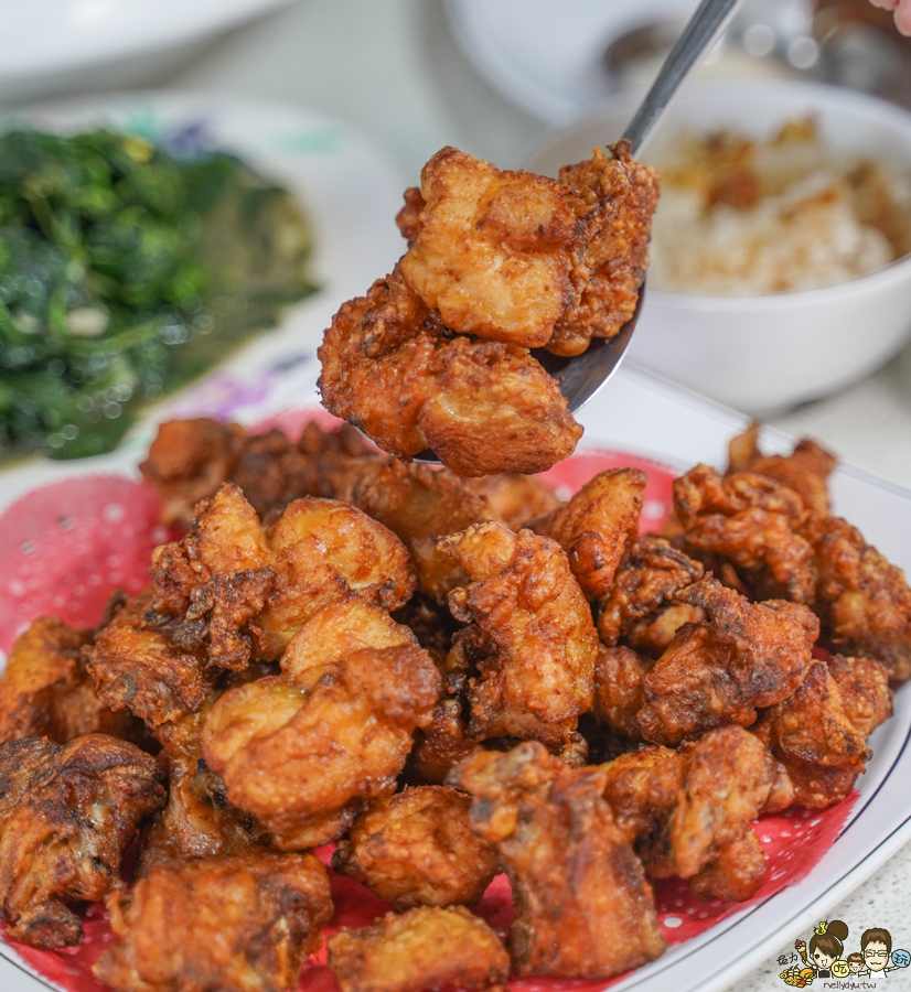 天美土雞城 奇美 十鼓 台南美食 土桶機 豆乳雞 麻油米糕 雞湯 好吃 聚餐 聚會 包廂 包場 團體 好停車 交流道旁 台南必吃