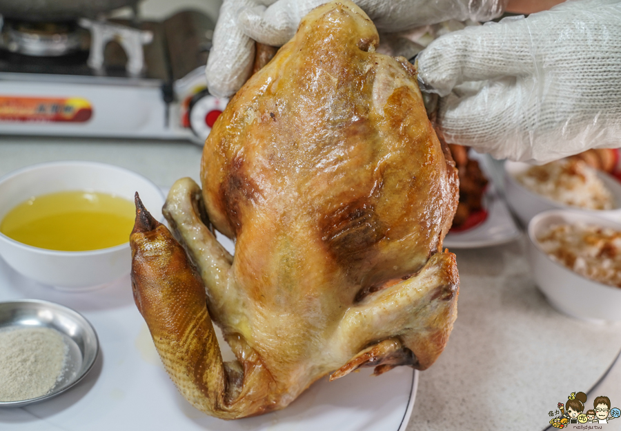 天美土雞城 奇美 十鼓 台南美食 土桶機 豆乳雞 麻油米糕 雞湯 好吃 聚餐 聚會 包廂 包場 團體 好停車 交流道旁 台南必吃