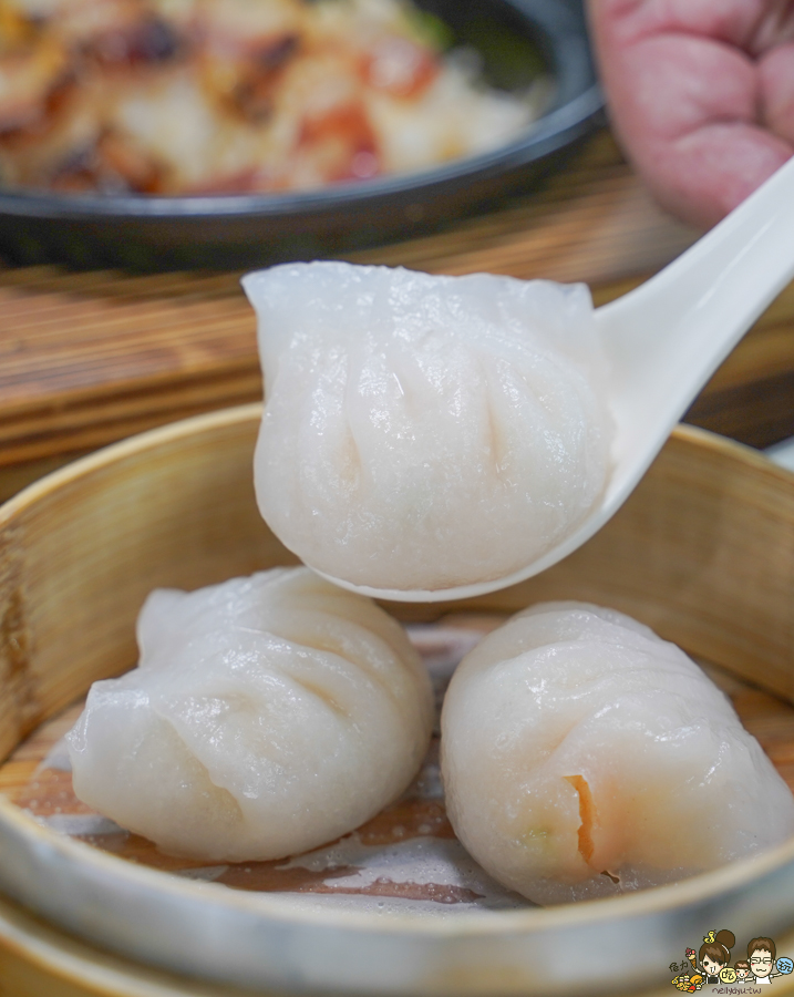 洪發港式茶餐廳 港式飲茶 茶餐廳 平價港點 星級主廚 澳門主廚 蒸籠 港式小點 叉燒 