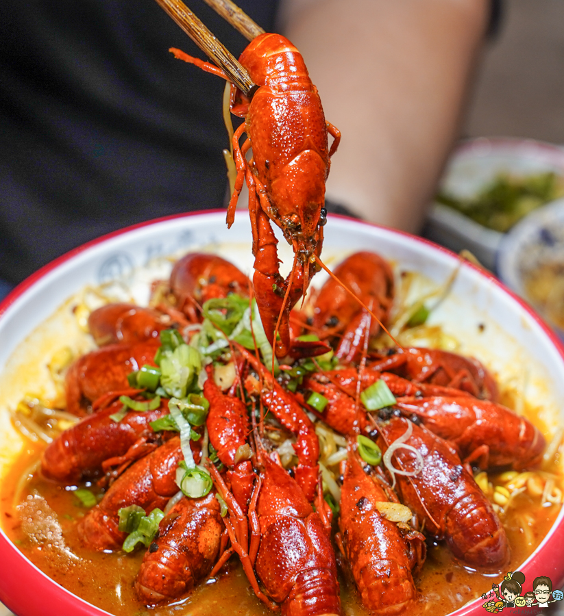 御串燒 旗艦店 高雄串串 火鍋 鍋物 麻辣串串 吃到飽 鍋物吃到飽 火鍋吃到飽 高雄美食 消夜 高雄宵夜