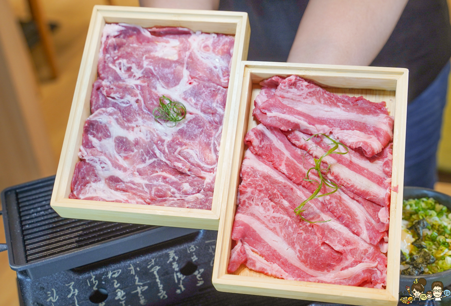 小泉 鑄鐵燒肉 燒肉 定食 日式定食 小菜免費 吃到飽 家樂福 鼎山 聚餐 聚會 家庭 親子 和風 豆腐鍋