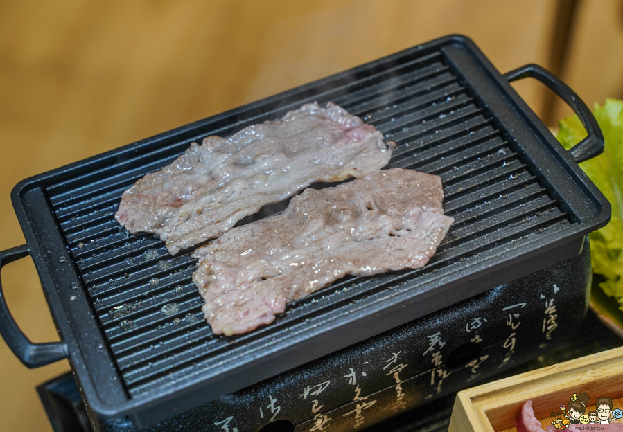 小泉 鑄鐵燒肉 燒肉 定食 日式定食 小菜免費 吃到飽 家樂福 鼎山 聚餐 聚會 家庭 親子 和風 豆腐鍋