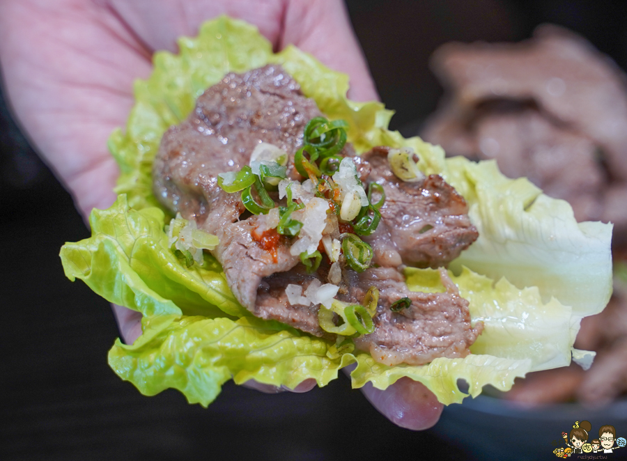 小泉 鑄鐵燒肉 燒肉 定食 日式定食 小菜免費 吃到飽 家樂福 鼎山 聚餐 聚會 家庭 親子 和風 豆腐鍋