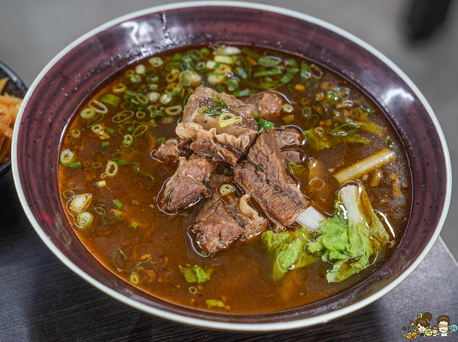 高雄 御麵館 啤酒鴨 肥腸 豬腳 酸辣粉 麵食 高雄麵 好吃麵食 招牌 川味 四川 道地 鄉麻 獨家 獨創