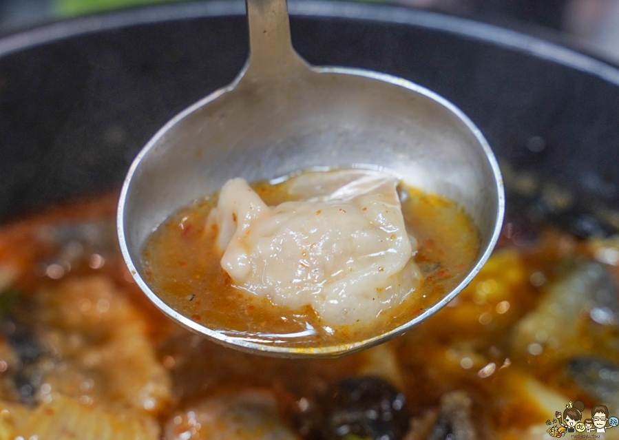 聞雞起爐 鍋物 吃到飽 美味 必吃 港點 港式火鍋 香港火鍋 雞煲 無限暢飲 港點 港式 港點飲品 