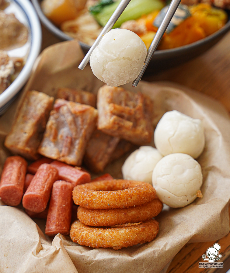 圓圓圓複合式餐飲 左營美食 北高雄 捷運美食 炸物 香雞排 雞排 鍋燒 雞湯 手作