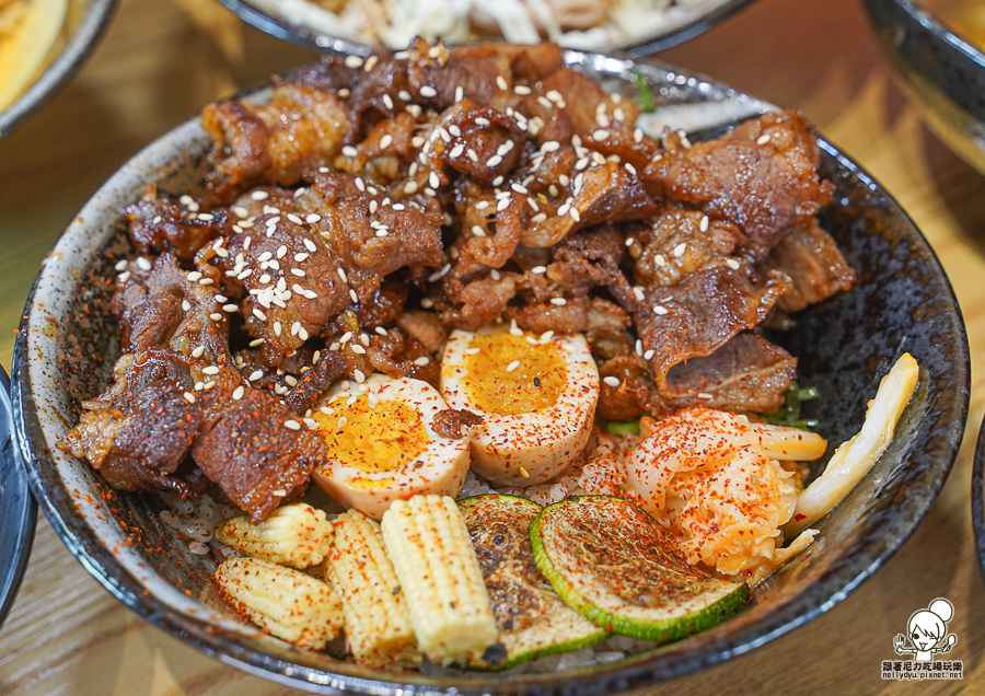 食扒穗 三民區 招牌炒泡麵 醬飯類 鐵板烏龍麵 麻辣燙 乾拌 炒泡麵 泡麵 炒麵 大阪燒 