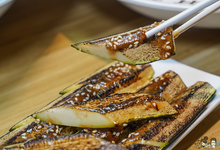 稚人酸菜魚 高雄美術館店 酸菜魚 地表 好吃 推薦 聚餐 聚會 酸菜 老潭子酸菜 好吃 推薦 花椒 川味 不辣酸菜魚