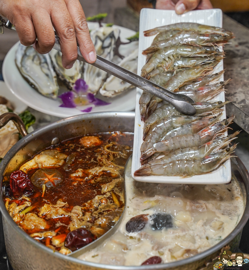 灑椒 高雄美食 高雄鍋物 慶生 聚餐 聚會 火鍋 鴛鴦鍋 好吃 肉肉盤 壽星送 免費吃 