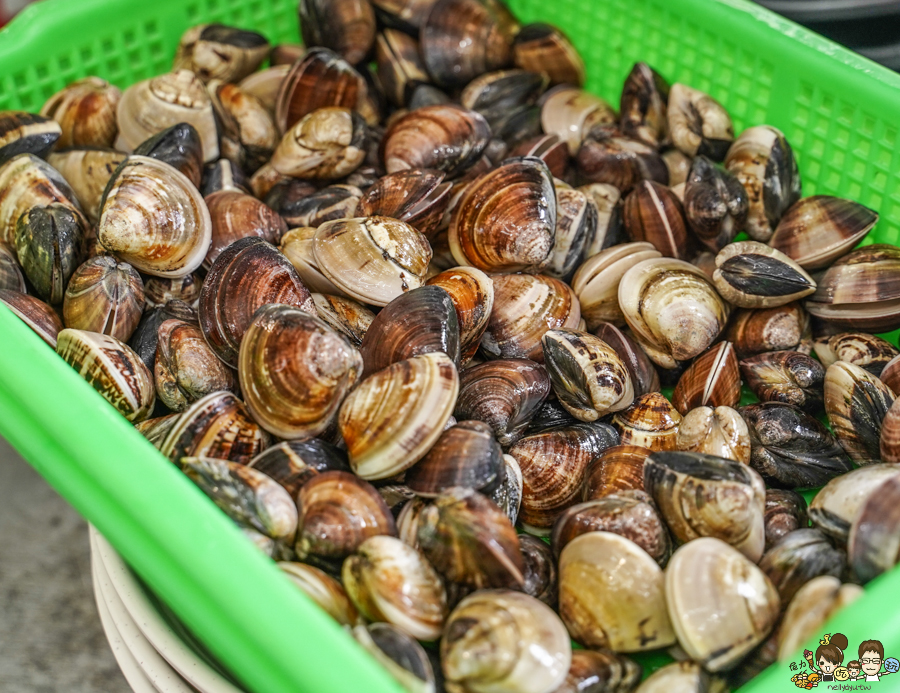 欣漁翁海產粥 高雄美食 熱河美食 高醫美食 必吃 海產粥 飯湯 新鮮 好吃 大份量 阿嬤怕你餓