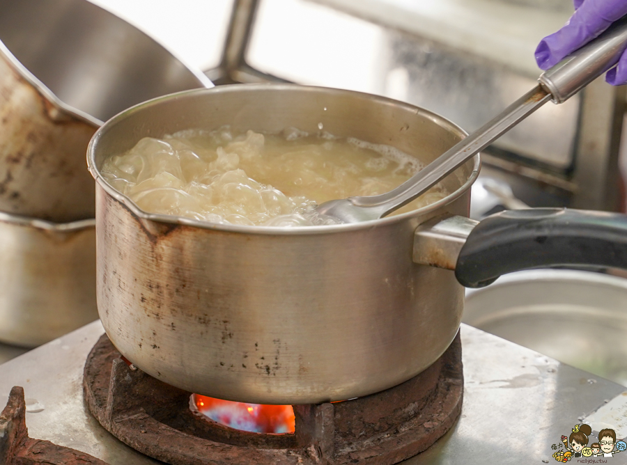 欣漁翁海產粥 高雄美食 熱河美食 高醫美食 必吃 海產粥 飯湯 新鮮 好吃 大份量 阿嬤怕你餓