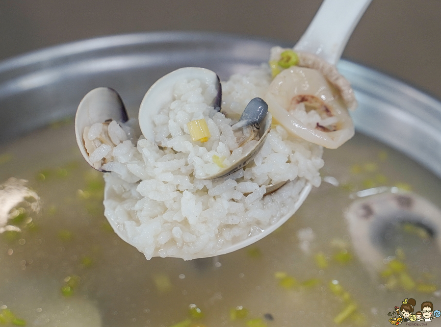 欣漁翁海產粥 高雄美食 熱河美食 高醫美食 必吃 海產粥 飯湯 新鮮 好吃 大份量 阿嬤怕你餓