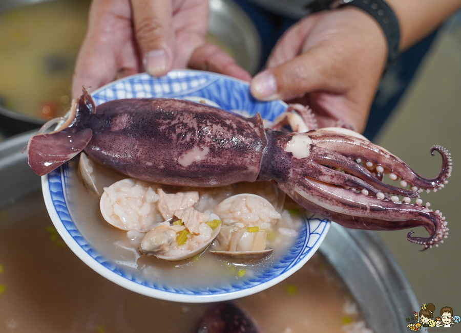 欣漁翁海產粥 高雄美食 熱河美食 高醫美食 必吃 海產粥 飯湯 新鮮 好吃 大份量 阿嬤怕你餓