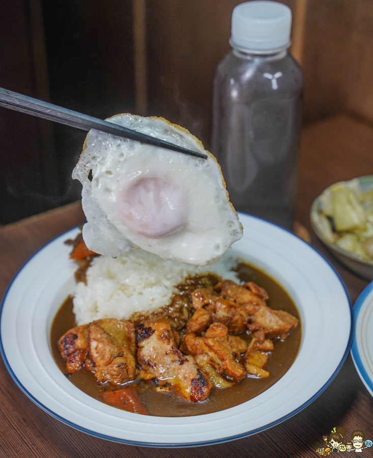 咖哩大丈夫 咖哩 超濃咖哩 咖哩飯 好吃 推薦 隱藏版 苓雅美食 必吃 好吃 苓雅咖哩