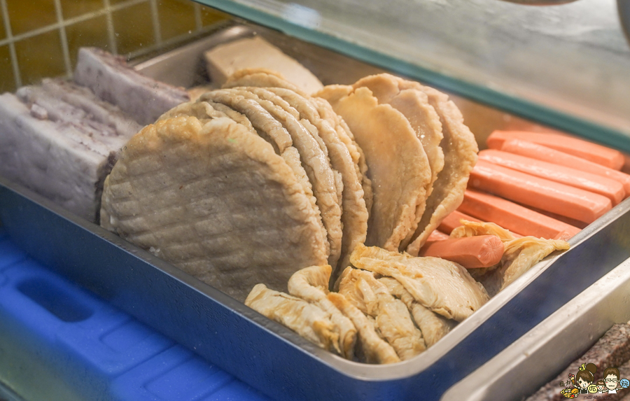 高雄香雞排 鹹酥雞 在地美食 蘋果鹹酥雞 興中夜市 夜市美食 必吃 每天都有 文橫夜市