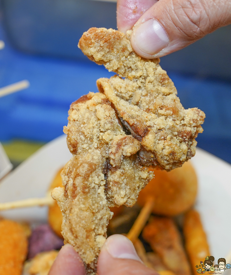 高雄香雞排 鹹酥雞 在地美食 蘋果鹹酥雞 興中夜市 夜市美食 必吃 每天都有 文橫夜市