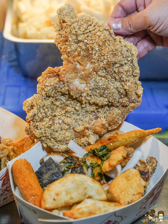 高雄香雞排 鹹酥雞 在地美食 蘋果鹹酥雞 興中夜市 夜市美食 必吃 每天都有 文橫夜市