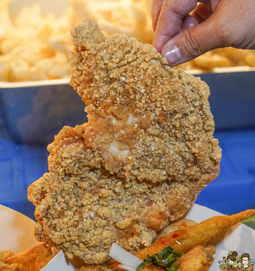 高雄香雞排 鹹酥雞 在地美食 蘋果鹹酥雞 興中夜市 夜市美食 必吃 每天都有 文橫夜市