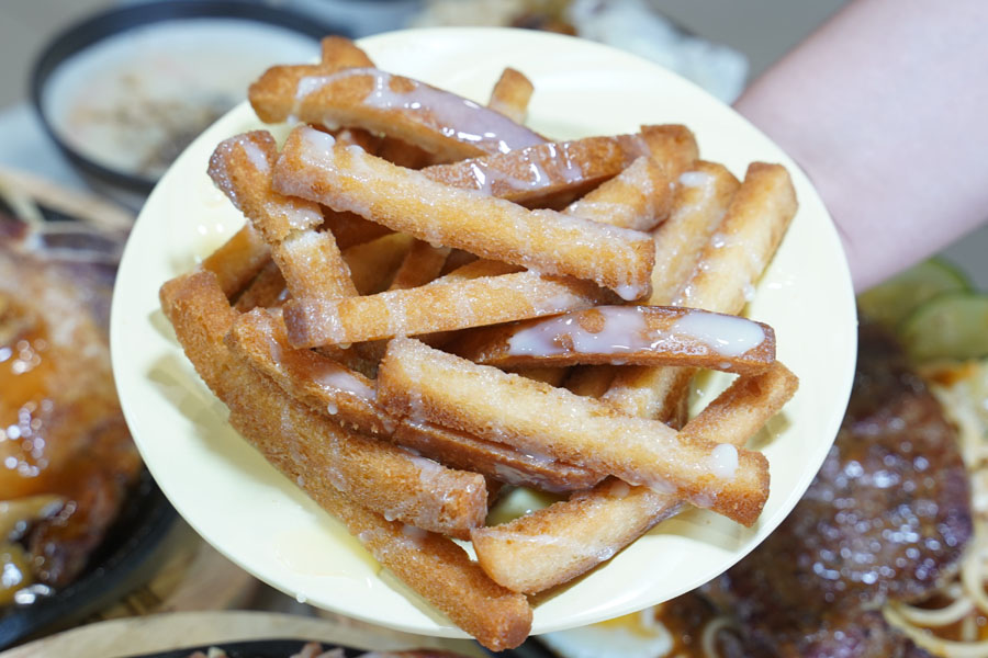 牛忙牛排 鐵板美食 排餐 自助吧 聚餐 聚會 親子 牛排 左營鐵板美食 左營美食 高雄美食